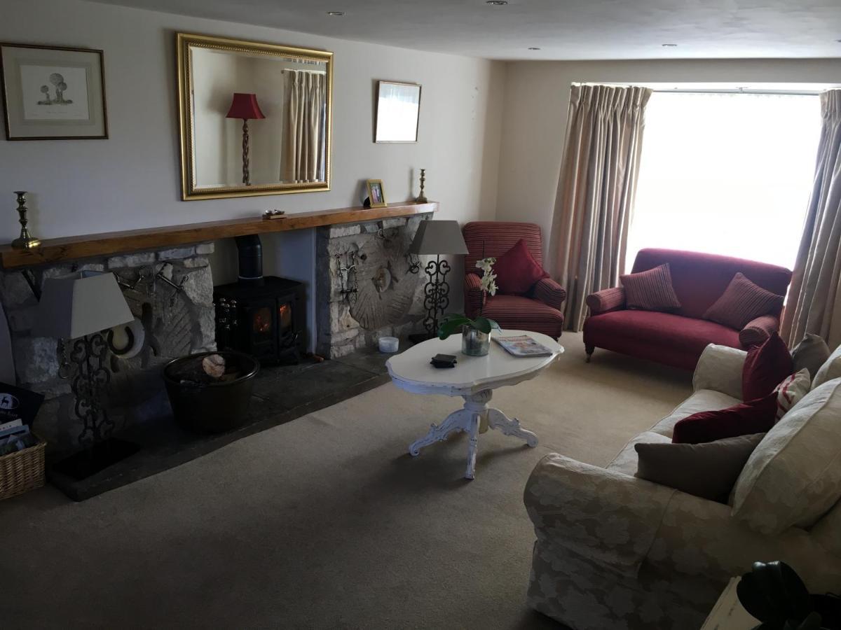 The Poplars Bed and Breakfast Newbold on Stour Exteriör bild